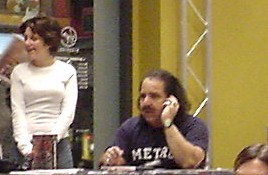 ron01.jpg
